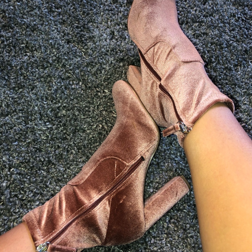 Steve Madden velvet booties